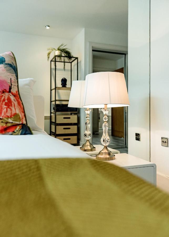 Riverside 2-Bedroom Apartments London Luaran gambar