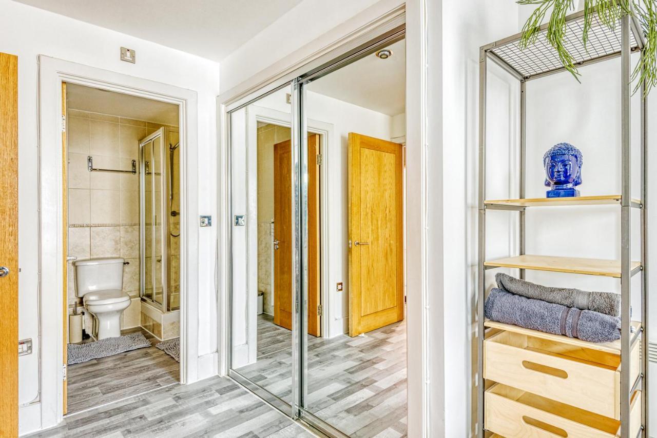 Riverside 2-Bedroom Apartments London Luaran gambar