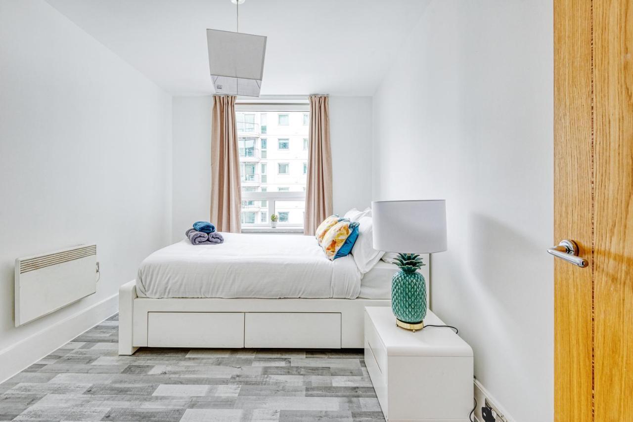 Riverside 2-Bedroom Apartments London Luaran gambar