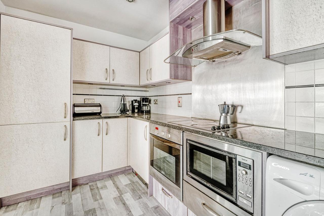 Riverside 2-Bedroom Apartments London Luaran gambar