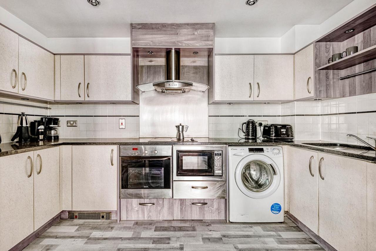 Riverside 2-Bedroom Apartments London Luaran gambar